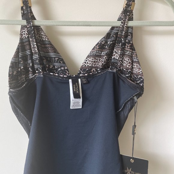 New NIP TUCK Swim One Piece Swimsuit Savannah Stripe Shirley 1P US 6 Black Brown - Picture 7 of 11